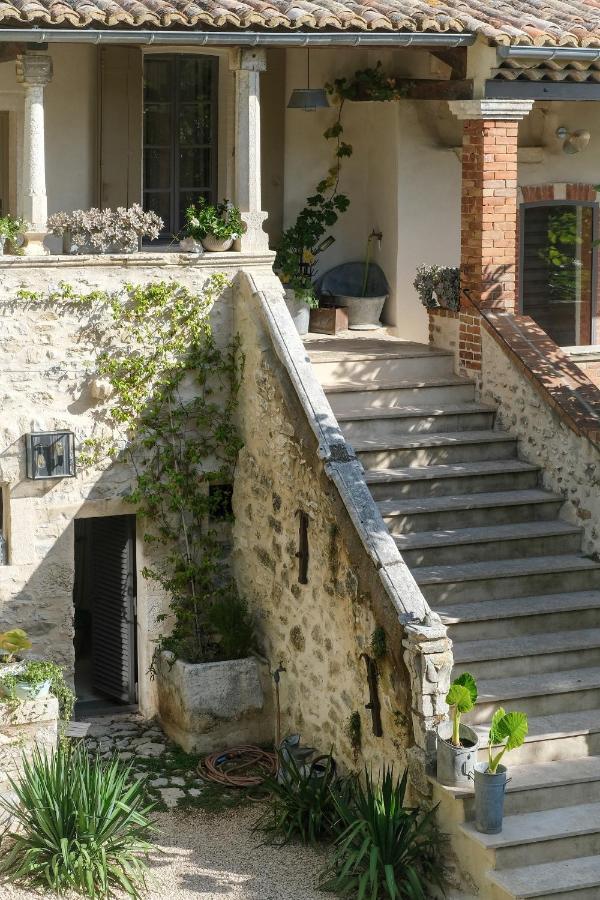 La Fontasse Hotel Lussan  Exterior photo